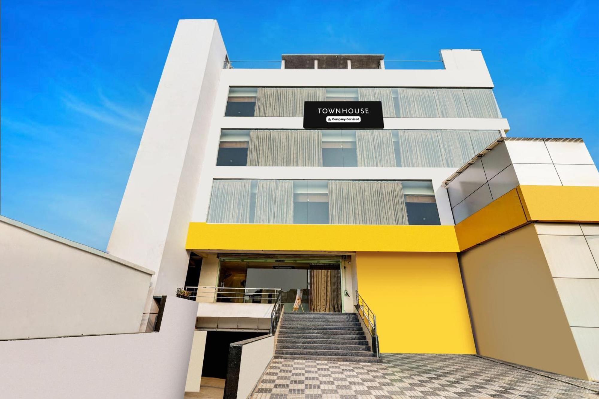 מלון Sabbavaram Townhouse Pendurthi Visakhapatnam מראה חיצוני תמונה